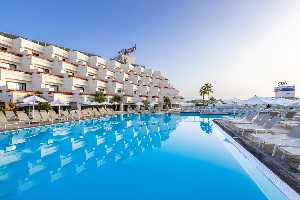 Hotel s bazénem