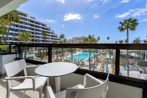 Double Pool View