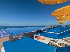 privilige pool