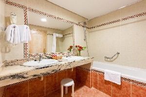 Hotel MASARU wakacje