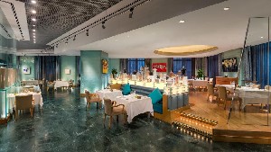 Hotel EMIRATES PALACE, MANDARIN ORIENTAL ABU DHABI wakacje