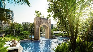 Hotel s bazénem