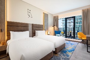 Balcony room with Gulf views.