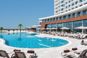 Hotel HAMPTON BY HILTON MARJAN ISLAND wakacje