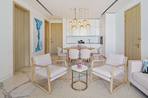 Beachfront suite with lounge, kitchenette & butler