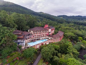 Hotel s bazénem