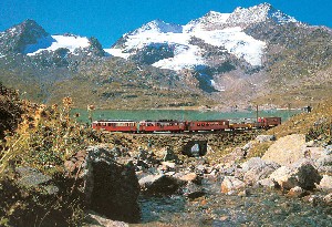 Švýcarsko, Kanton Graubünden, Engadin - St. Moritz, Švýcarsko, Kanton Graubünden, Lenzerh - Horskými vláčky po Švýcarsku