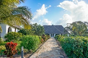 Hotel PEARL BEACH RESORT BY SANSI wakacje