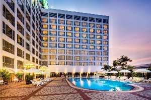 Bangkok Palace Hotel 