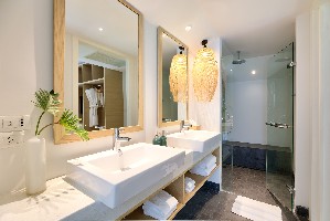 Hotel OUTRIGGER SURIN BEACH RESORT wakacje