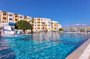 Hotel s bazénem