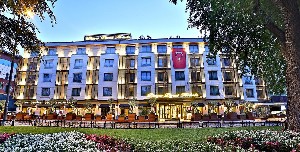 Hotel DOSSO DOSSI HOTELS DOWNTOWN wakacje