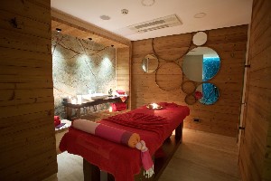 Hotel DOSSO DOSSI HOTELS DOWNTOWN wakacje