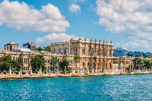 Istanbul - palác Dolmabahce