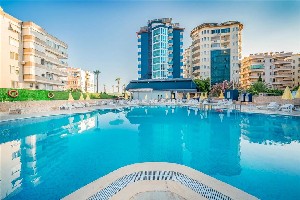 Hotel s bazénem