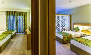 Hotel EFTALIA SPLASH RESORT wakacje