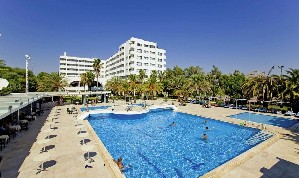 Hotel s bazénem