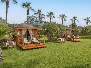 Hotel FAME RESIDENCE LARA SPA wakacje