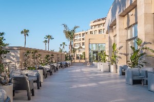 Hotel FAME RESIDENCE LARA SPA wakacje