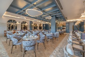 Hotel FAME RESIDENCE LARA SPA wakacje