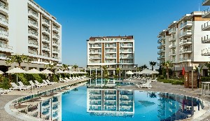 Hotel s bazénem