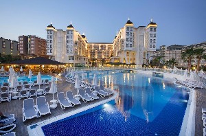 Hotel s bazénem