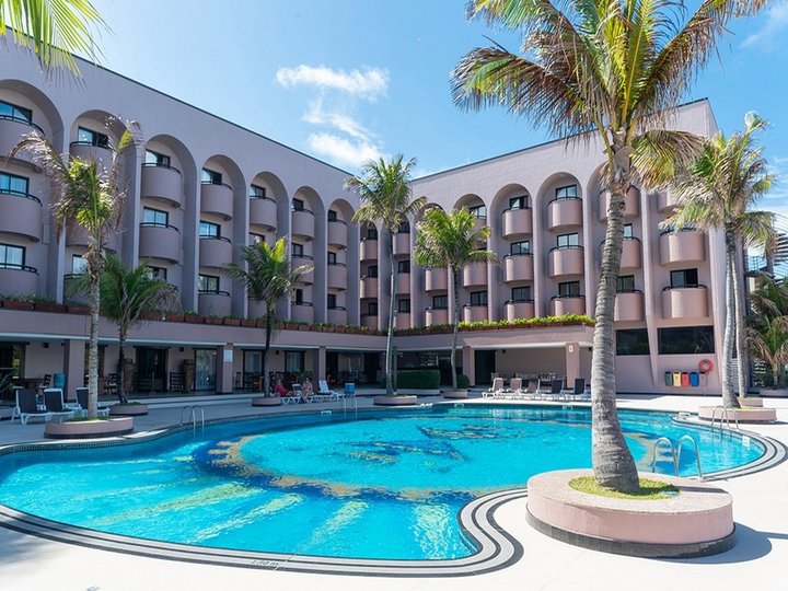 Hotel s bazénem