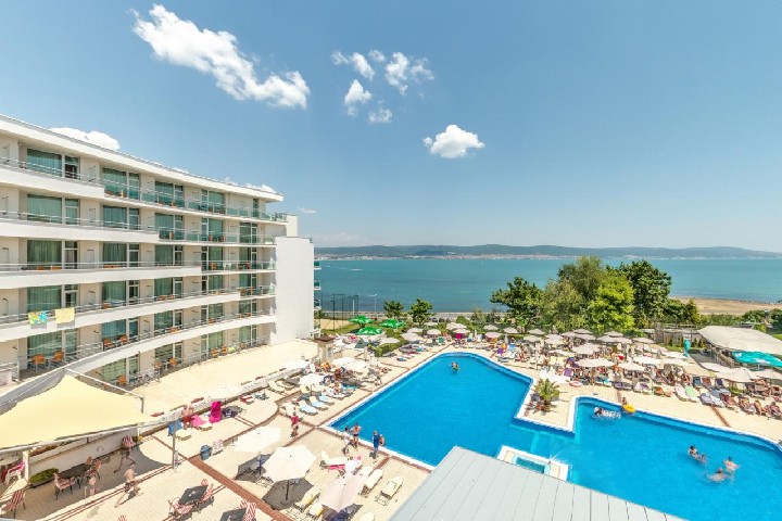 Hotel FESTA PANORAMA wakacje