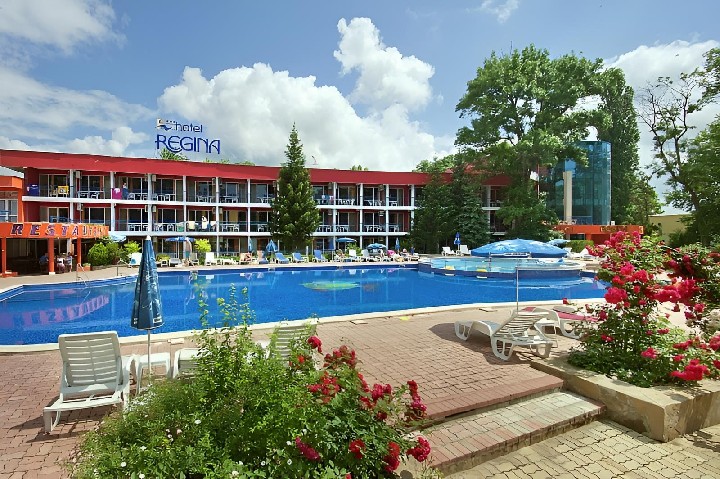 Hotel s bazénom