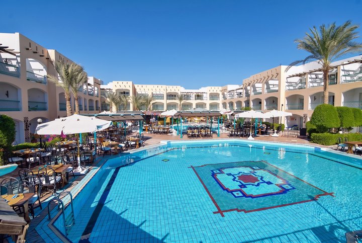 Hotel s bazénem