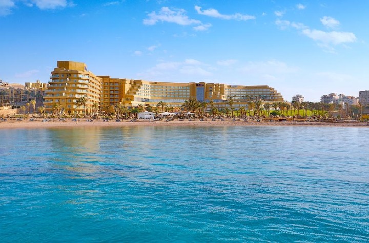 Hotel közvetlenül a tengerparton