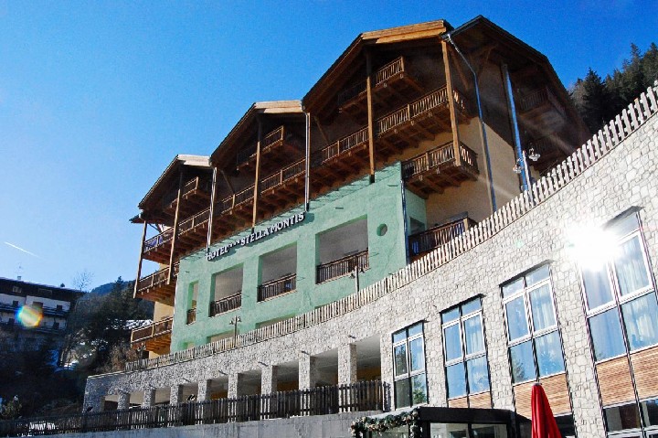 Hotel STELLA MONTIS wakacje
