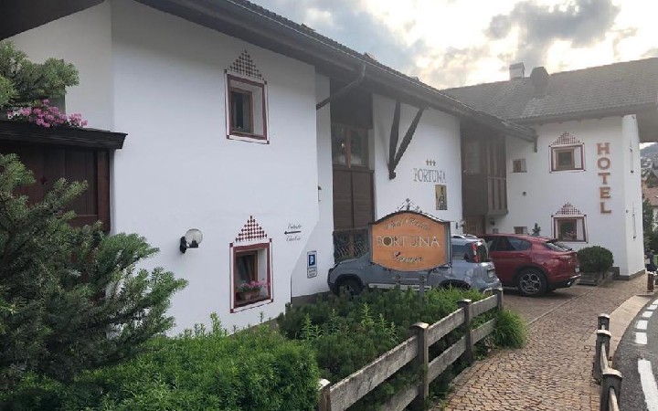 Hotel GARNI FORTUNA wakacje