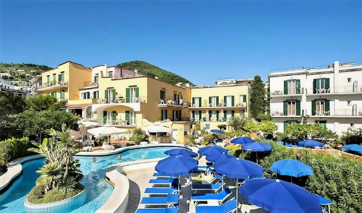 Areál hotelu
