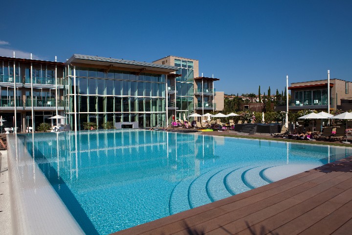 Hotel s bazénem 