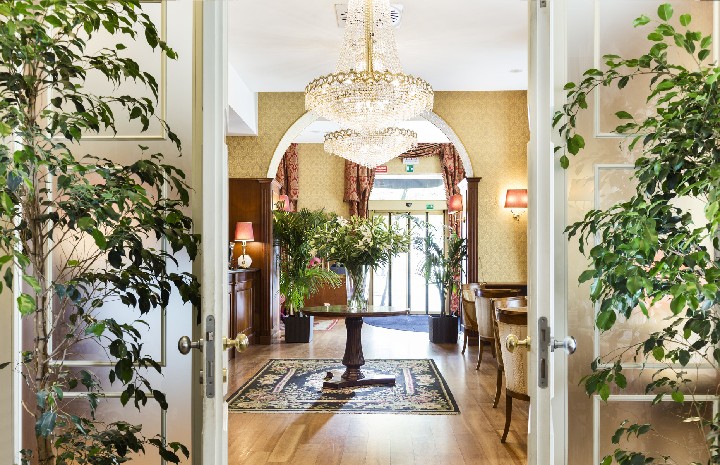 Hotel