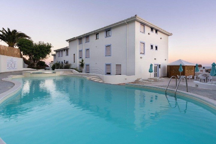 Hotel s bazénem 