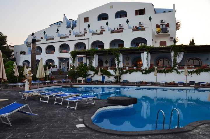 Hotel ARATHENA ROCKS wakacje