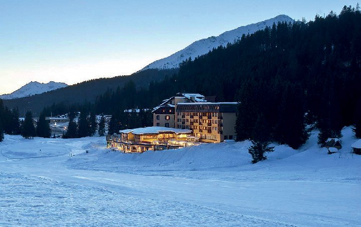 Hotel GOLF HOTEL CAMPIGLIO wakacje