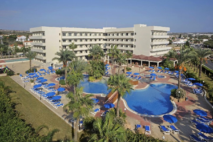 Hotel NISSIANA wakacje