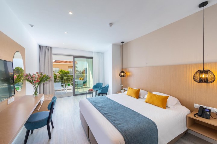 Leonardo Crystal Cove Hotel and Spa by the sea – fotografie 4