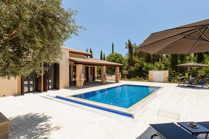 Aphrodite Hills Superior 320 – fotografie 2