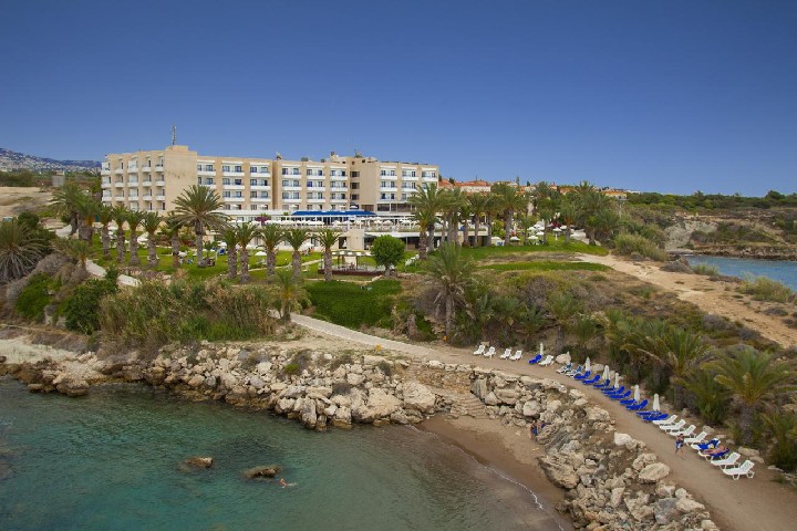 Hotel QUEEN´S BAY wakacje