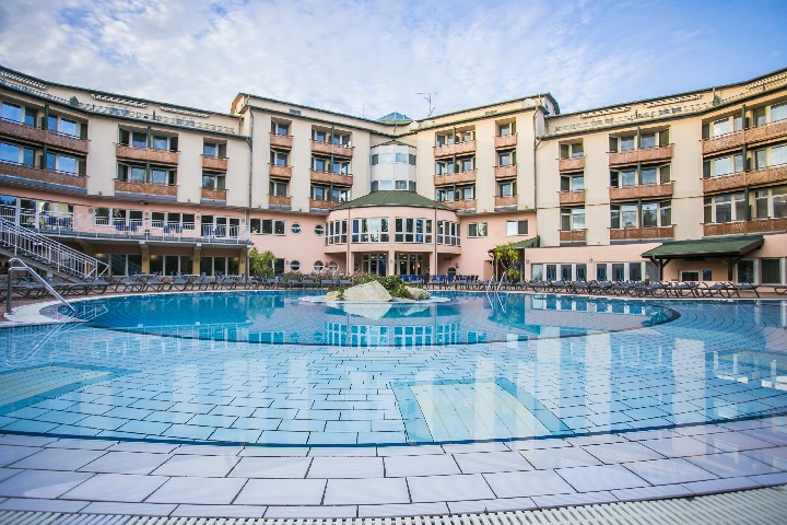 Hotel LOTUS THERME HOTEL & SPA wakacje