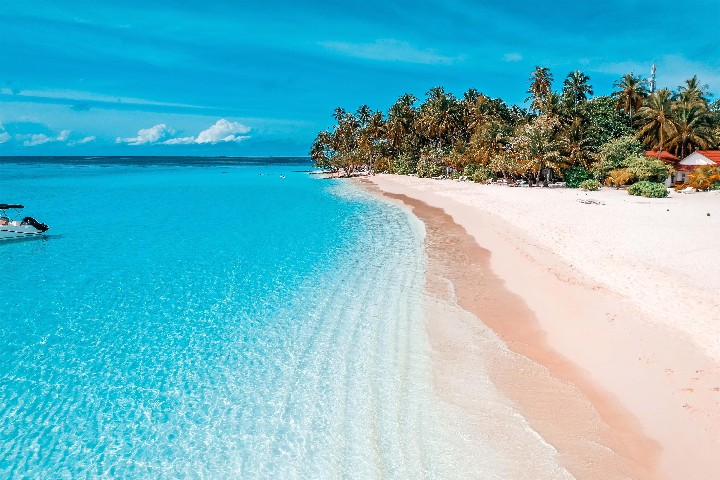 Diamonds Athuruga – fotka 3