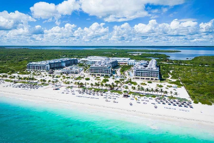 Hotel MAJESTIC ELEGANCE COSTA MUJERES wakacje
