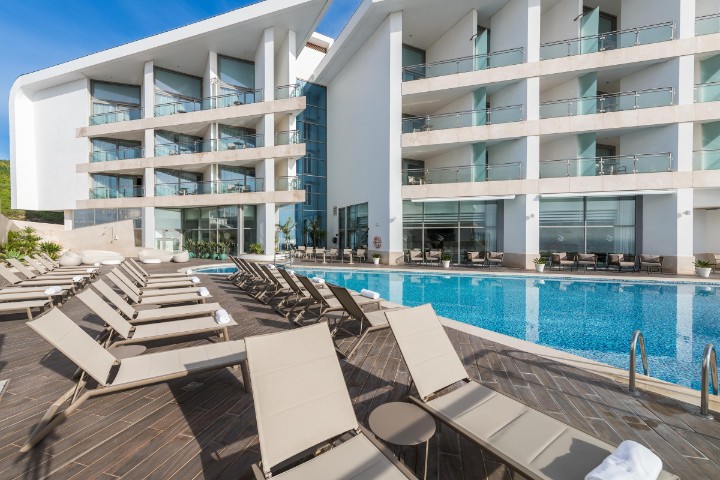 Hotel s bazénem
