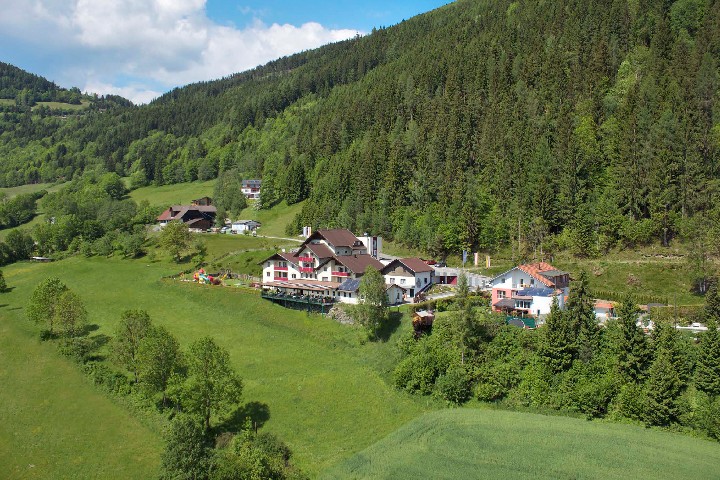 Hotel v létě 