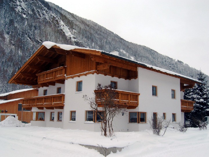 Hotel APARTMÁNOVÝ DŮM HOLZKNECHT wakacje