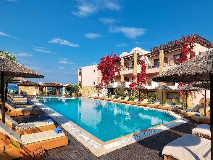 Hotel s bazénem